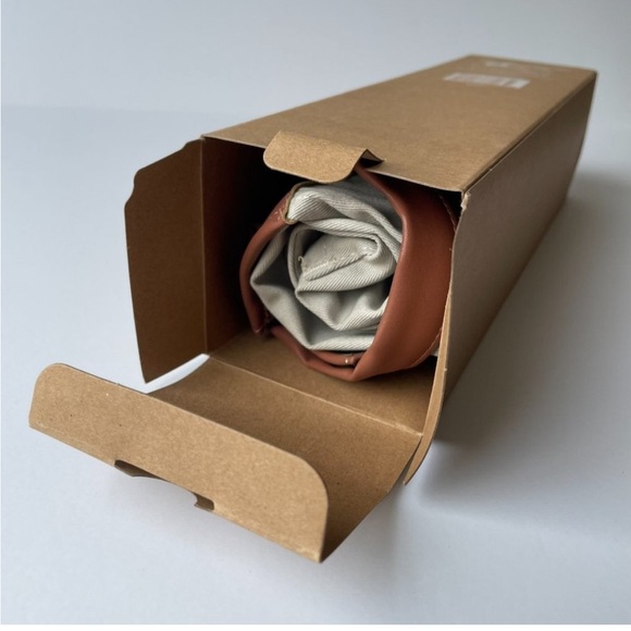 Nespresso Upcycled Tan/Brown Barista Apron - Picture 2 of 7